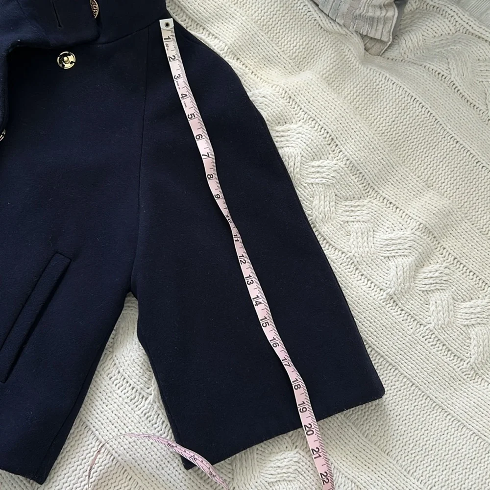 Tahari Navy cape style cropped jacket size medium - Picture 11 of 12